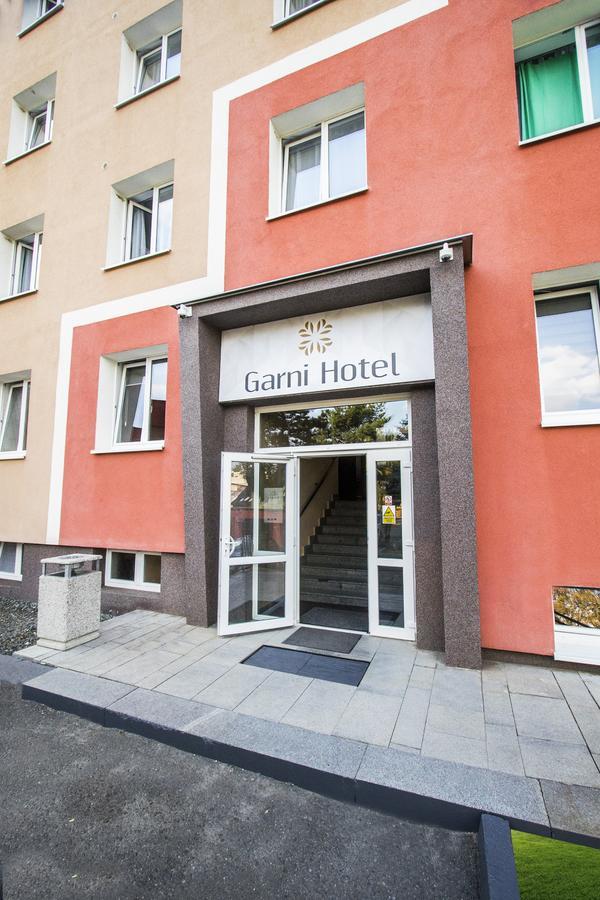 טאחוב Garni Hotel Tachov מראה חיצוני תמונה